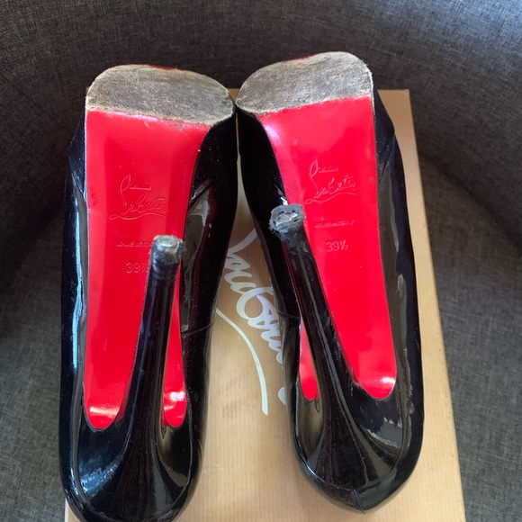 Louboutin Bianca Patent Leather Heels - Picture 10 of 14